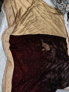 Classy Saree  Maroon Pallu with golden l