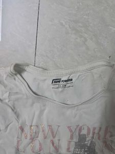 Bundle of 2 Graphic T-Shirts for girl