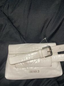 White Forever 21 Waist Bag