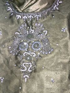 ✨💚🤍 Elegant fork with Embellishments💫