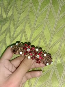 Sparkling Floral Hair Clip
