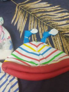 combo Cute Baby Bib and Hat Set
