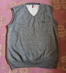 MENS GREY HALF SLEEVES SWEATER