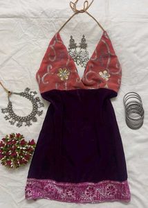 velvet chapati tie up top .