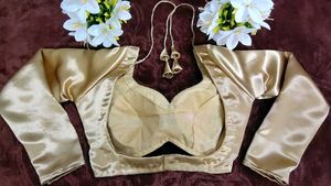 Golden backless blouse padded