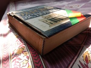 It's Illustrated Oxford Dictionary
