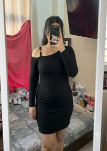 Chic Black Ribbed One-Shoulder Dress