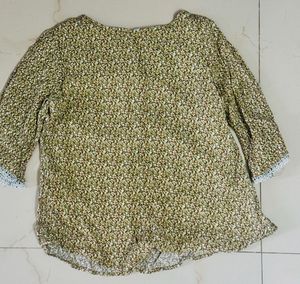 Chic Floral Print Bell Sleeve Top