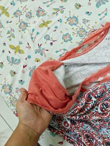 Printed Tank Top with Lace Trim Abercrombie H&amp;M