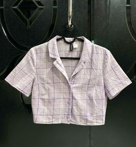 H&amp;M Cropped Shirt