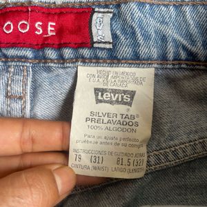 vintage Levis silver tab loose fit.