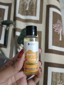 Gua Sha And Jade Roller With Massage Oil