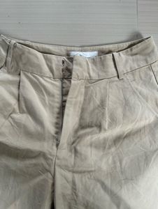 Chic Beige Wide-Leg Cropped Trousers