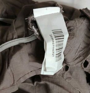 Chic Broderie Anglaise Crop Top