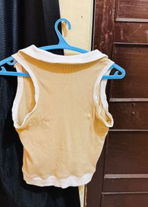 StudioFit Collared Sleeveless Crop Top