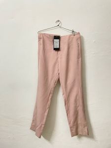 tag is missing brand new condition Chic Pink Trous