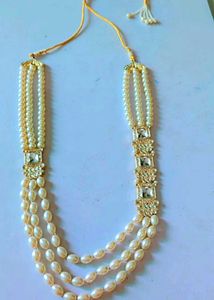 Elegant Pearl Necklace Set