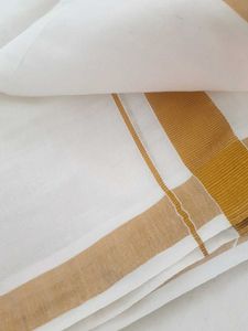 new 👌📣😊🐚Traditional Dhoti with Gold Border
