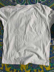 giraffe printed white t shirt