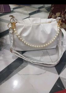 Chic White Ruched Shoulder Bag with Pearl Handle