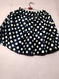 Short Skirt With Stylish Top