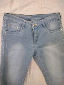 Capri Jeans