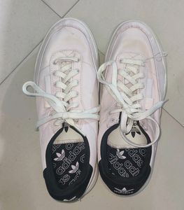 Adidas Women Casual Shoes. Like New. No Coins.