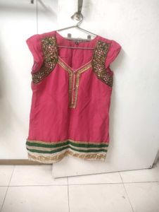 Embellished Pink Kurta with beautiful golden borde