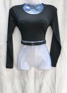 61209. Chic Black Long Sleeve Crop Top