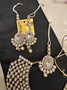 Bridal Kundan Jewellery Set - 4 pc
