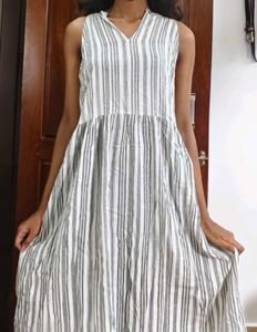 Striped Sleeveless Midi Dress