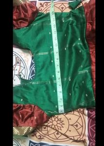 Beautiful Red &amp; Green ethnic wear
