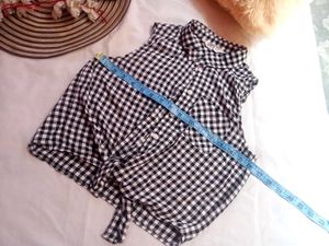 Very Beautiful Sleeveless Girls Casual Shirt 🎽