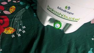 Bio Drops Bokashi Bucket composter