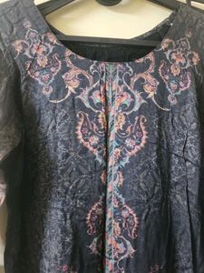 Stylish Printed Kurta with long sleeves
