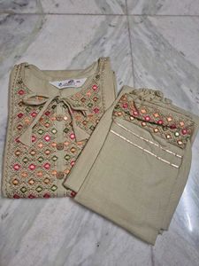 Embroidered Kurta Set with Mirror Work