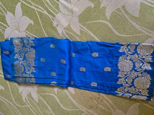 Vibrant Blue Banarasi Silk Saree with blouse piece