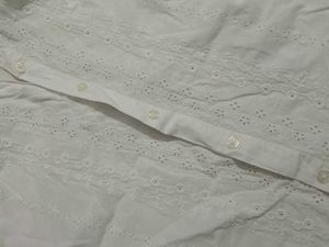 Chic White Embroidered shirt