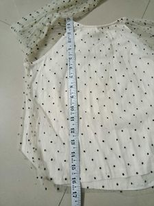 🌸 Zara Brand Polka Dot Net Crop Top🌸
