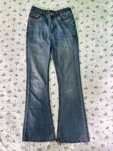 Blue flares Jeans 🩵