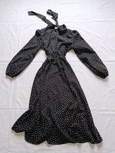 URBANIC Chic Polka Dot Maxi Dress