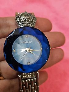Women Desinging Watch
