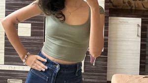 Ribbed Cropped Tee