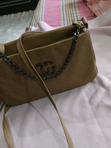 Stylish Beige Shoulder Bag with Chain Detail
