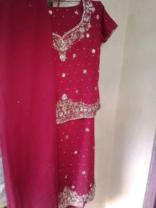 Exquisite Embellished Red Salwar Kameez Dupatta Se