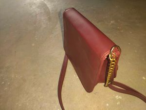 Chic Maroon Crossbody Bag with Gold Chain