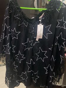Stylish Black Star Print Top