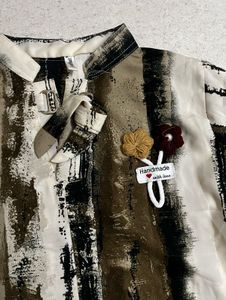 Abstract Print Long Sleeve top