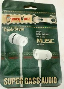 Brand new Earphone in White  Colour