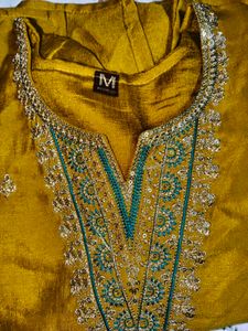 2 Embroidered Kurta Set 🛍️✨🌷